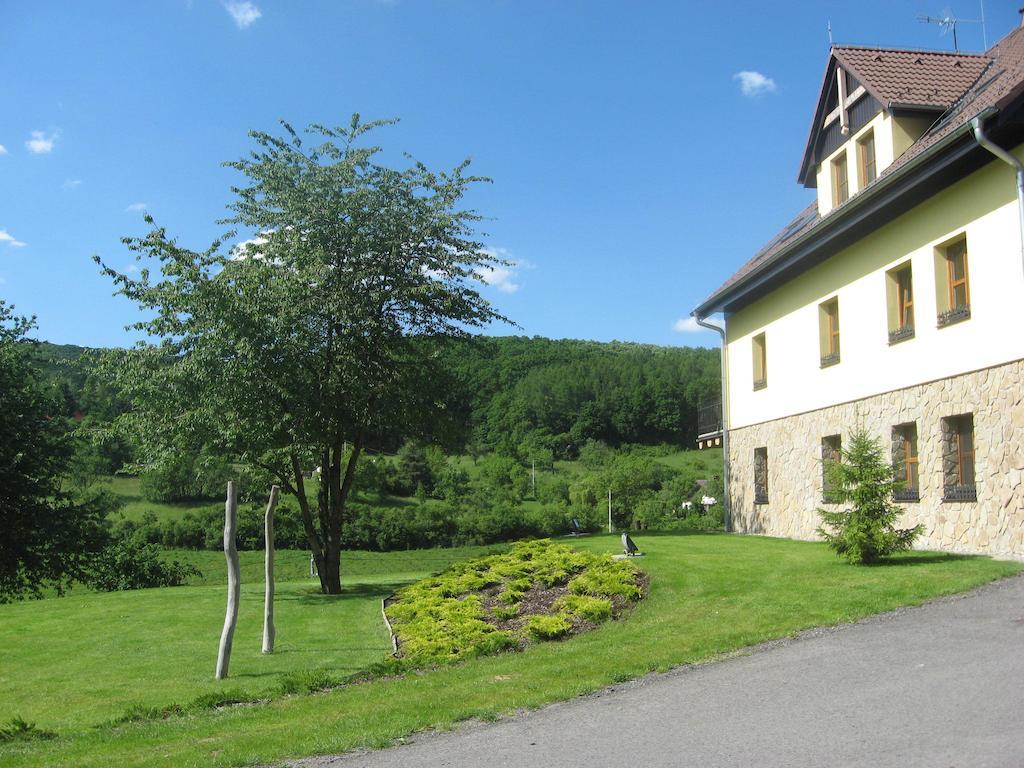 Penzion Malovany Osvetimany Exterior foto